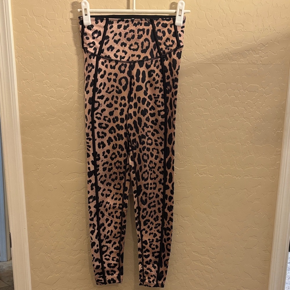 Noli Leopard Print Leggings